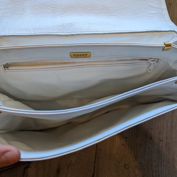 COPY - Bally Cream Crossbody bag - Picture 3 of 10